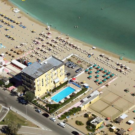 Hotel Biagini Rimini Exterior foto