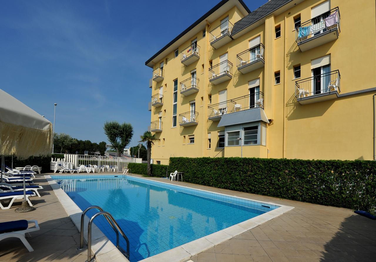 Hotel Biagini Rimini Exterior foto