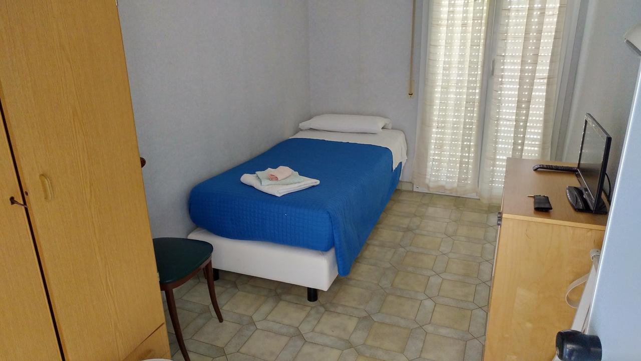 Hotel Biagini Rimini Exterior foto